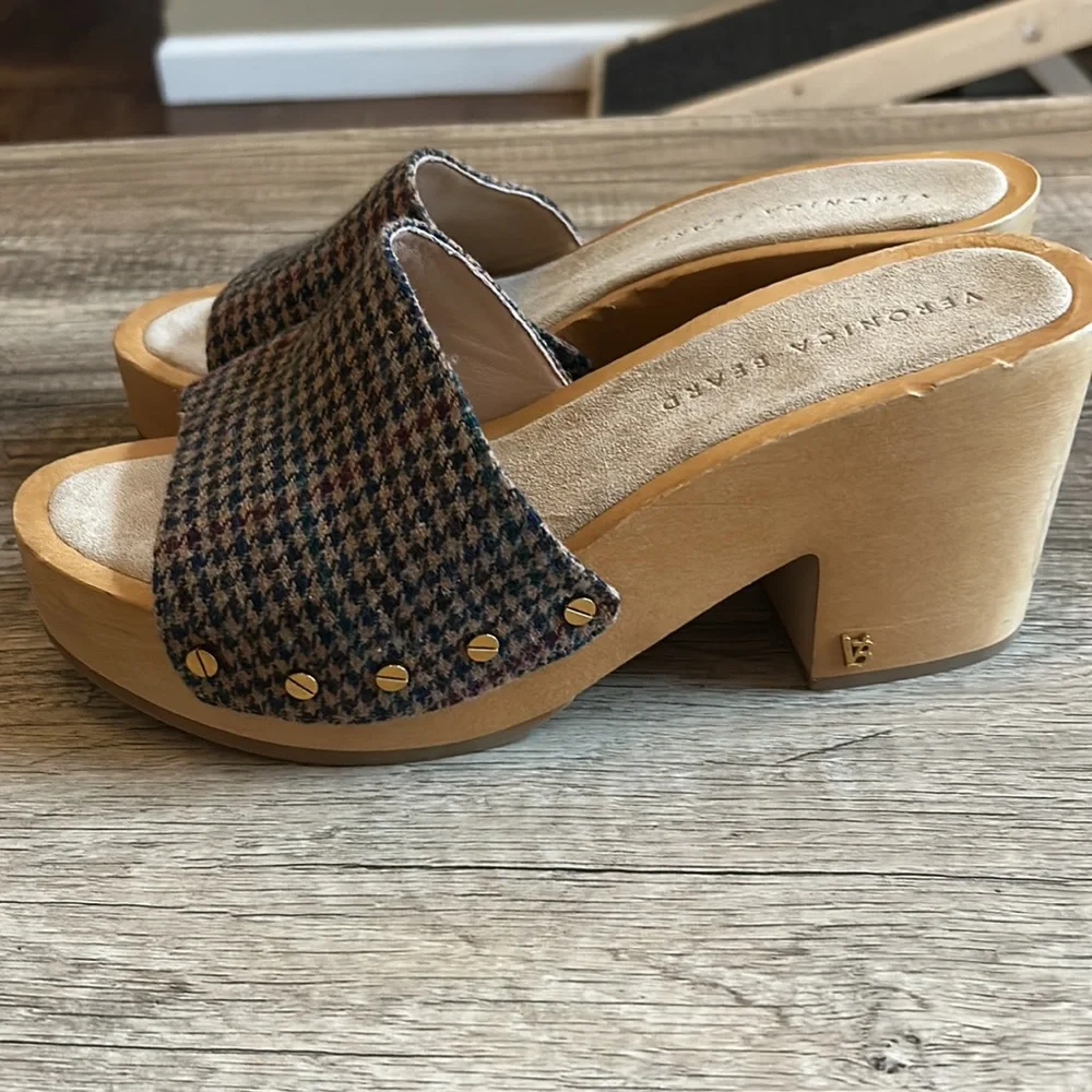 Veronica Beard Hannalee Platform Wooden Sandals Slides